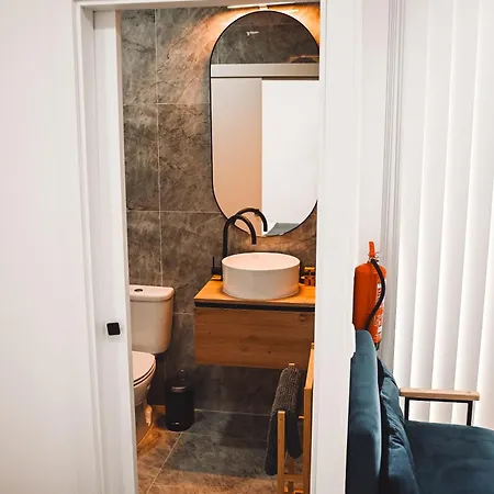 Paducho Apartment *
